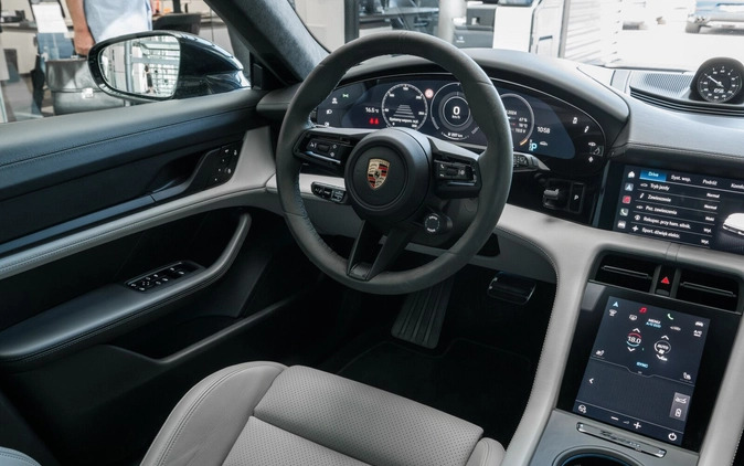 Porsche Taycan cena 529900 przebieg: 14850, rok produkcji 2022 z Międzylesie małe 232